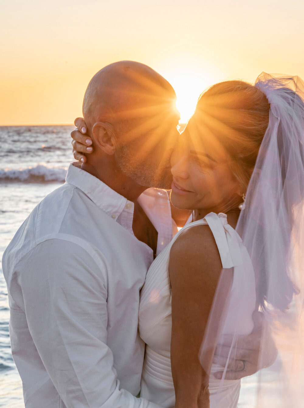 Bellinda and Andreas - Sunset Kiss