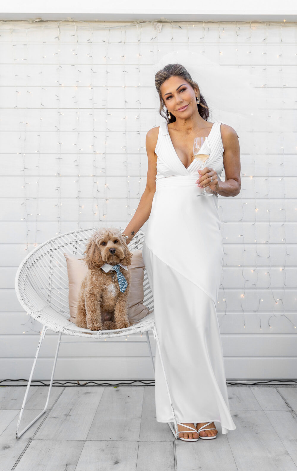 Bellinda and Andreas - Bride and Puppy