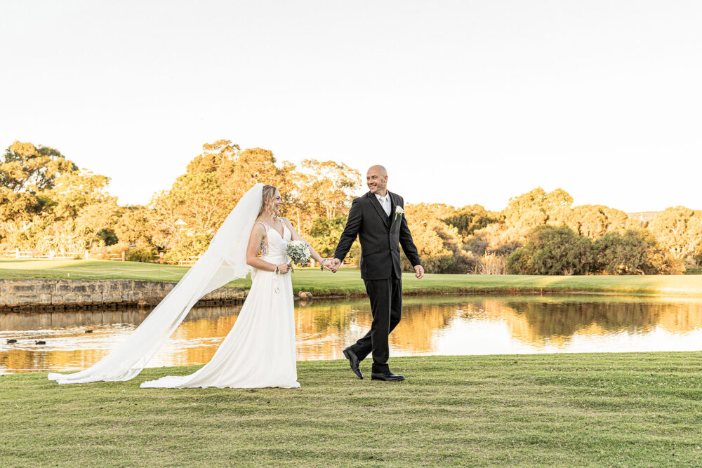 Kevin&Coby - The Vines Resort